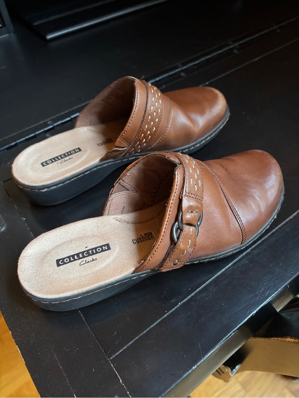 Clarks Leisa Women’s Tan Leather Slip-On Clog with Buckle Detail
